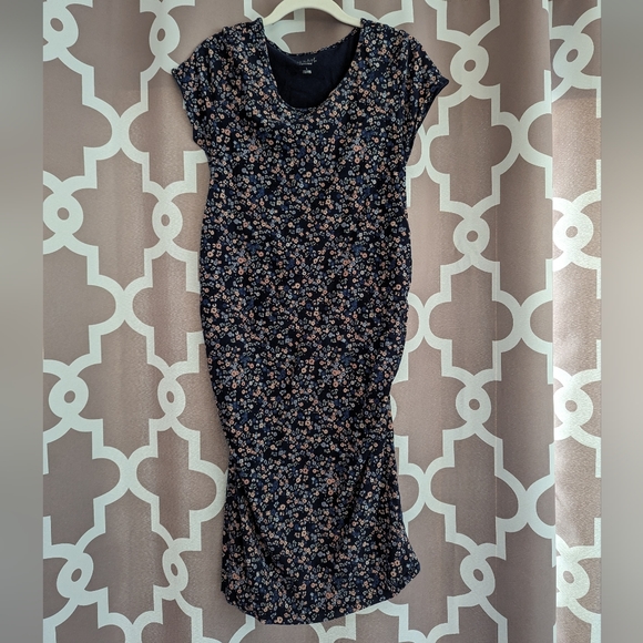 Maternity Bodycon Dress - Picture 1 of 4